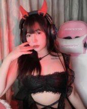 dewaunnie18