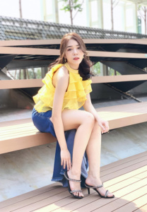 Por-Pin-Yellow-zeed