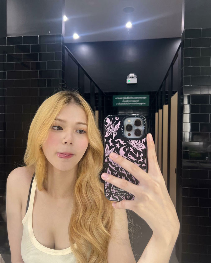 Amelia01